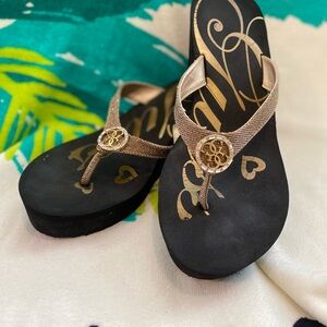 Guess Wedge Flip Flop Sandals Size 10